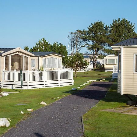Barmouth Bay Holiday Park Llanddwywe Exterior photo