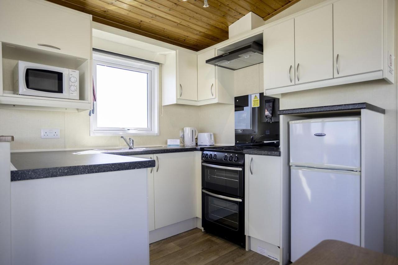 Barmouth Bay Holiday Park Llanddwywe Exterior photo