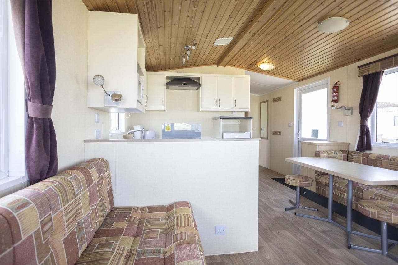Barmouth Bay Holiday Park Llanddwywe Exterior photo