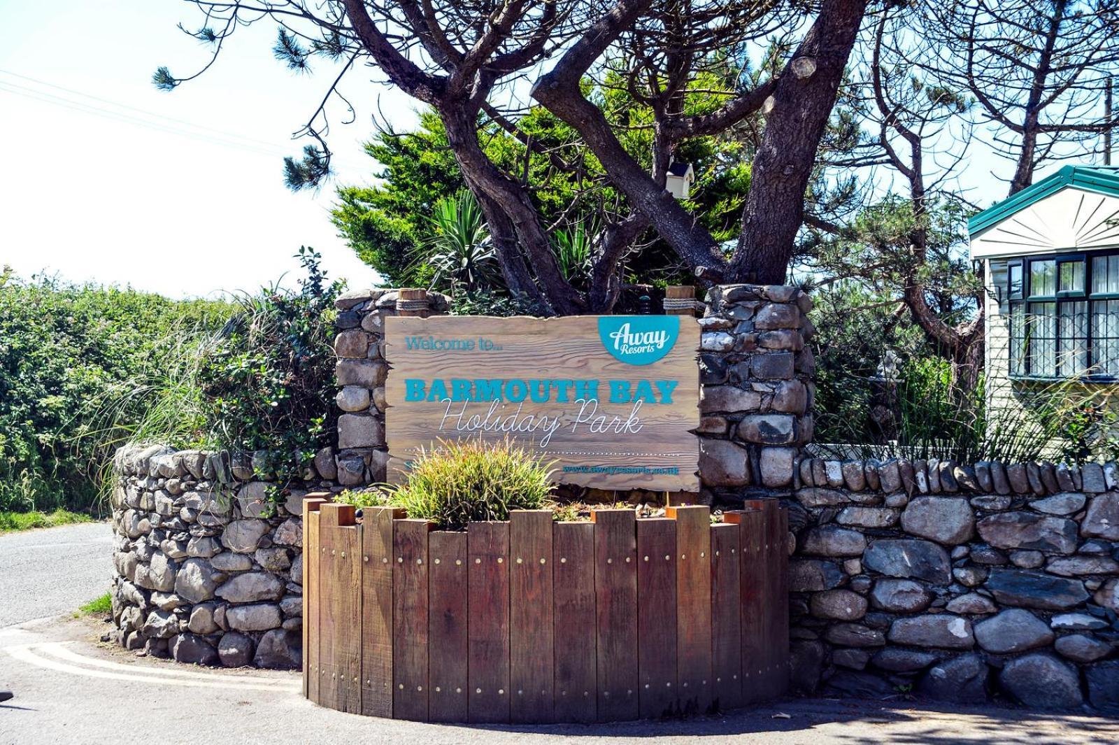 Barmouth Bay Holiday Park Llanddwywe Exterior photo