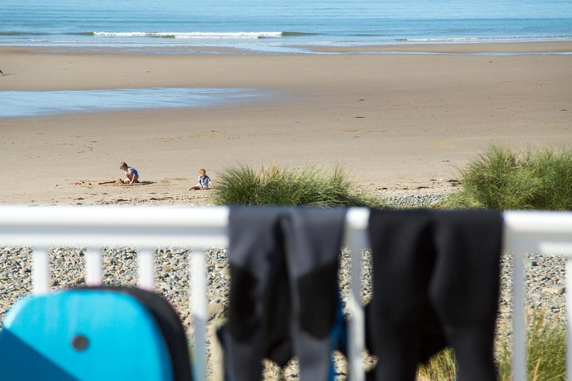 Barmouth Bay Holiday Park Llanddwywe Exterior photo