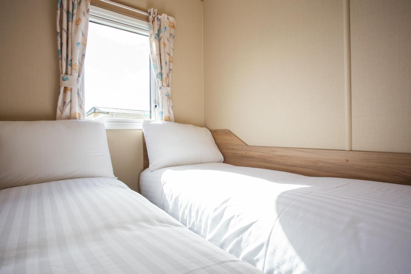 Barmouth Bay Holiday Park Llanddwywe Room photo